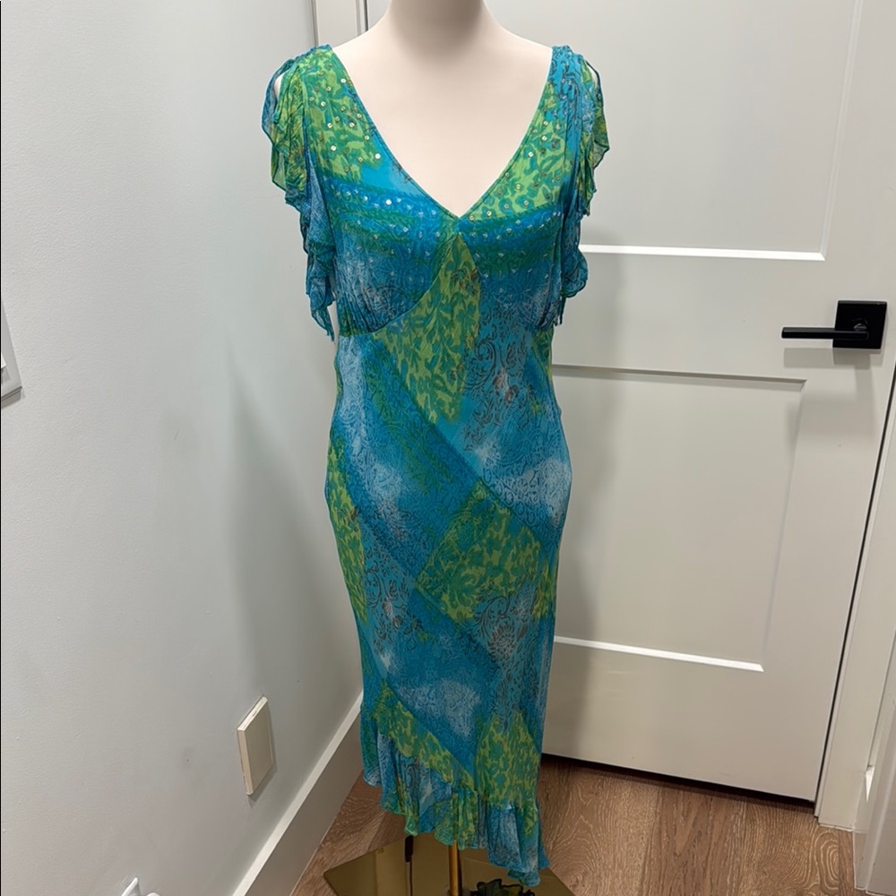 Vintage V-Neck Green and Blue Patterned Dress